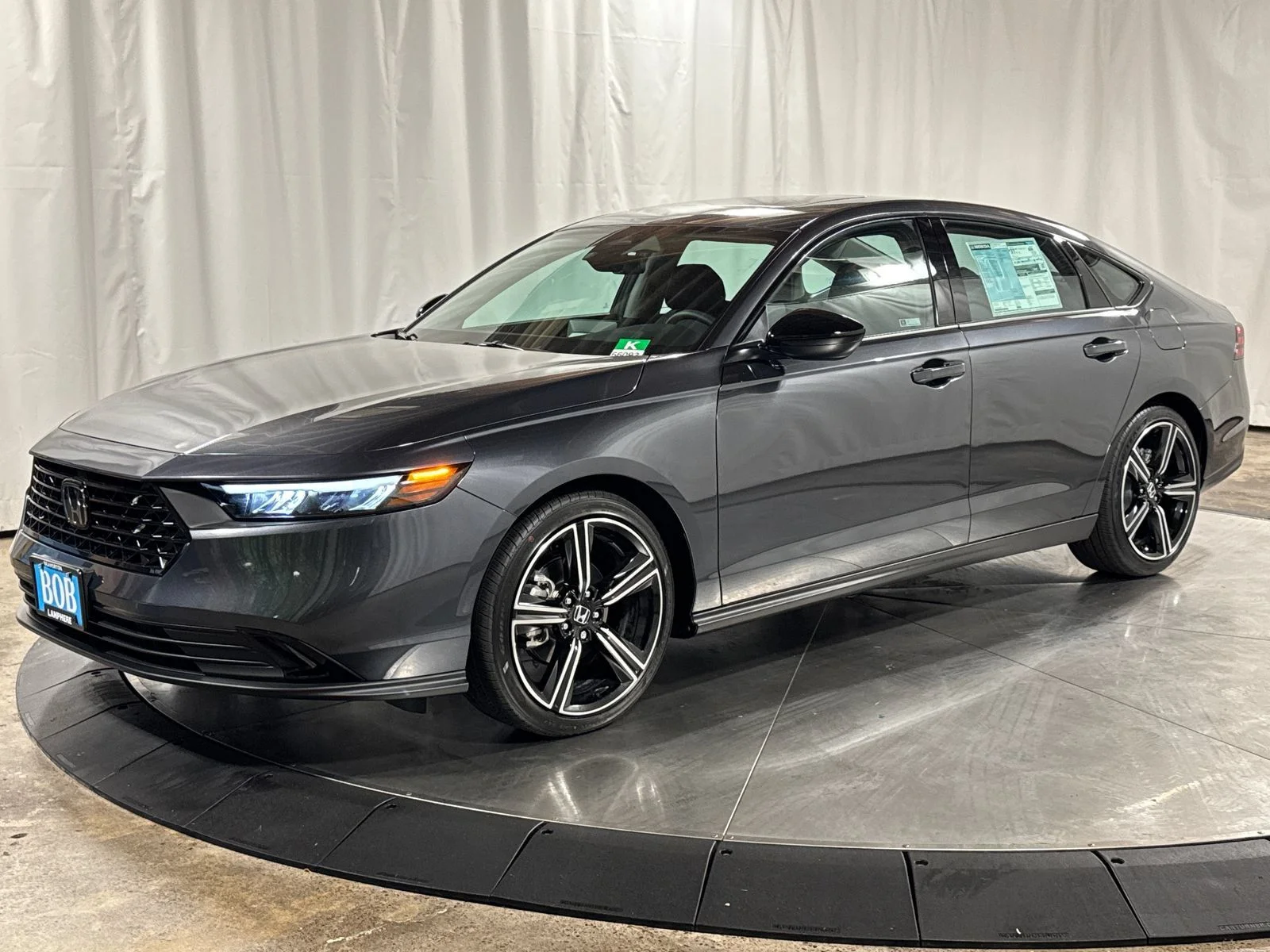 New 2026 Meteorite Gray Metallic Honda SE image 1