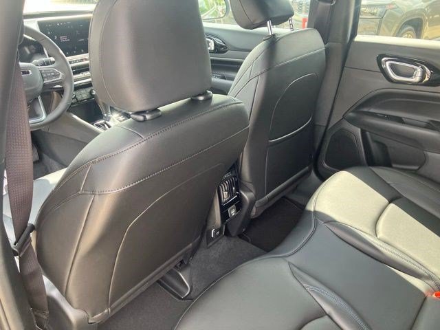 New 2026 Fathom Blue Pearl-Coat Exterior Paint Jeep Limited Altitude image 21
