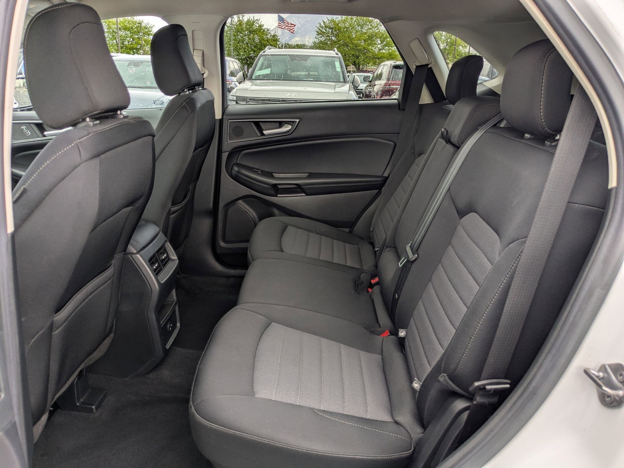 2021 Ford Edge SE - Photo 35