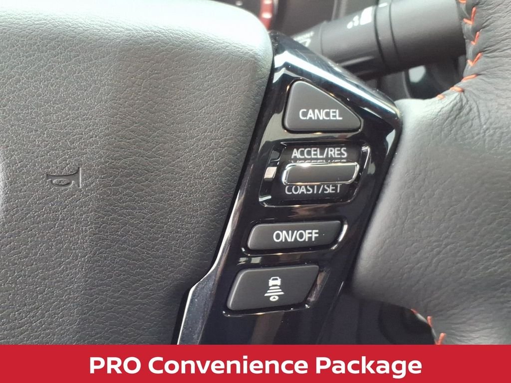Used 2025 Super Black Nissan PRO-4X v6 LONG BED PREMIUM W/LEATHER & SUNROOF image 18