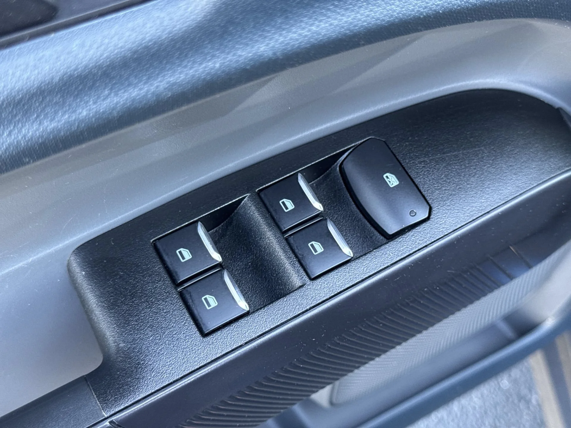 2024 Ford Maverick XL - Photo 13