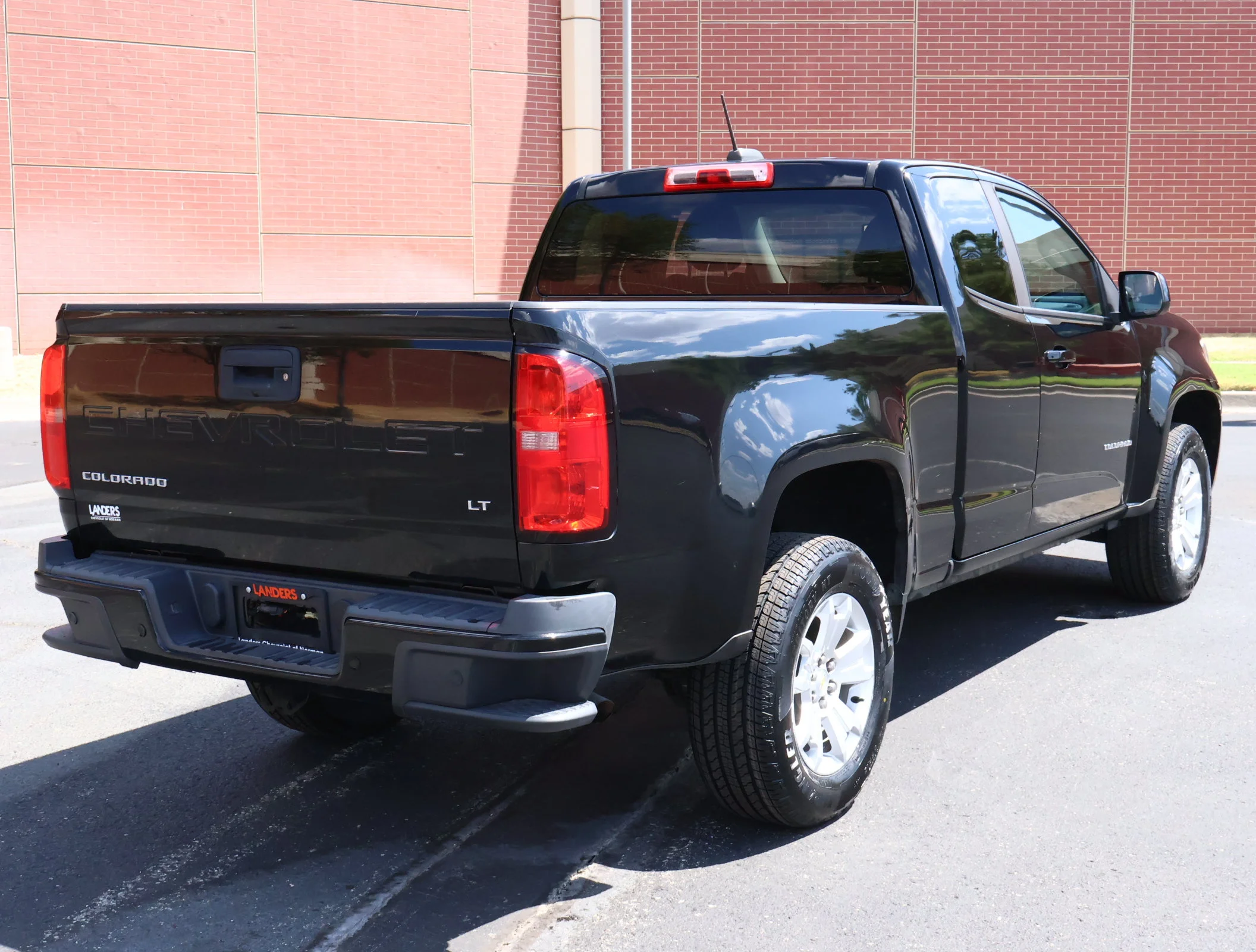 Used 2021 BLACK Chevrolet 2WD LT image 25