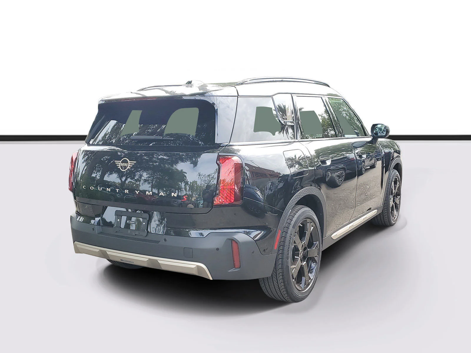 New 2027 Midnight Black MINI Iconic image 4
