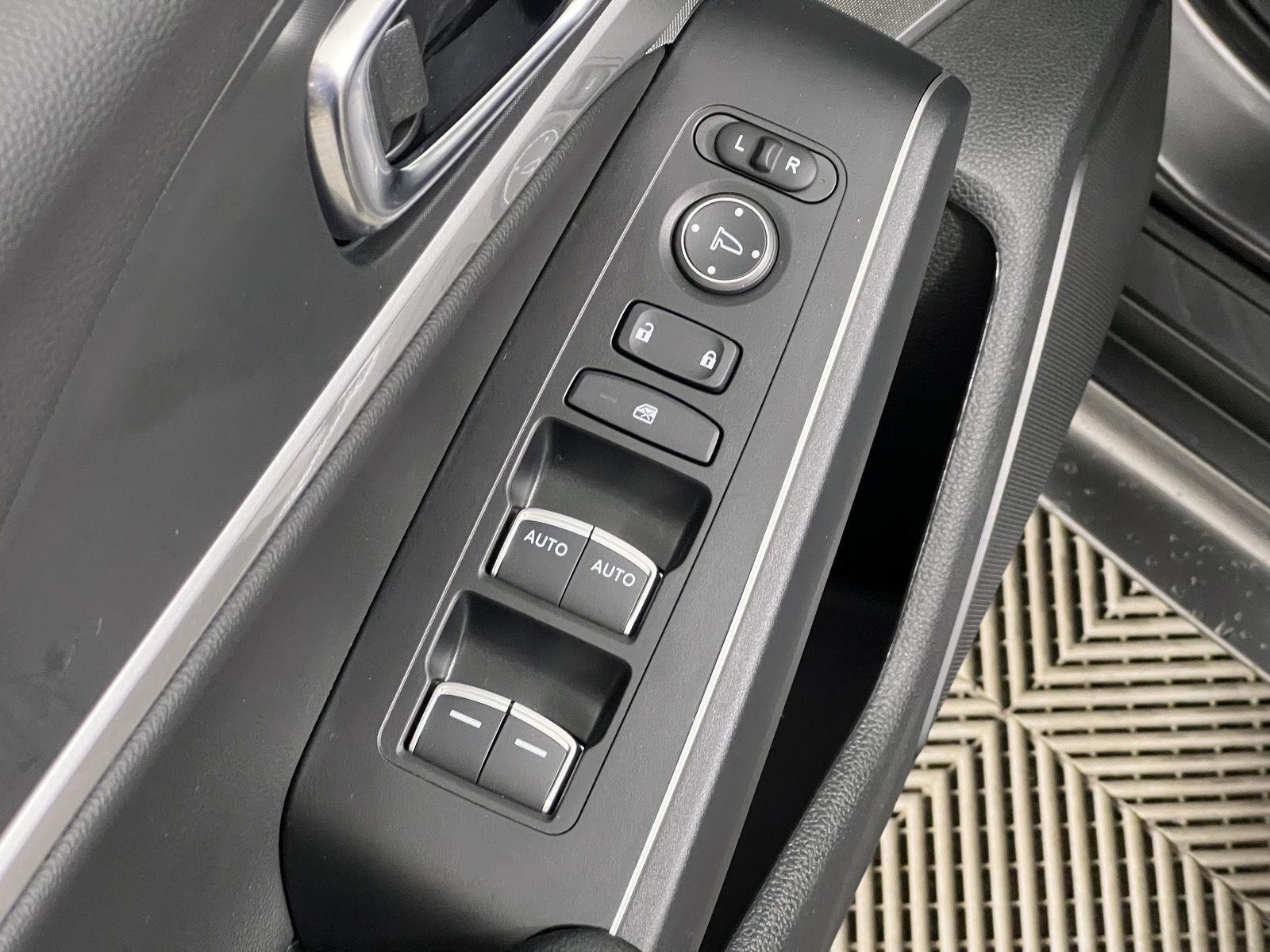 Used 2025 Liquid Carbon Metallic Acura Type S image 12