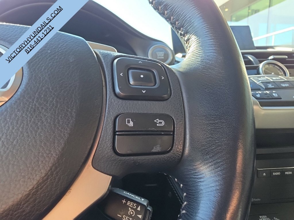 Used 2015 Red Lexus 200t image 24