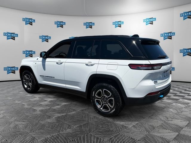 Used 2022 White Jeep Trailhawk 4xe image 4