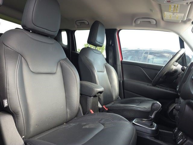 Used 2023 Colorado Red Clearcoat Jeep Limited image 12