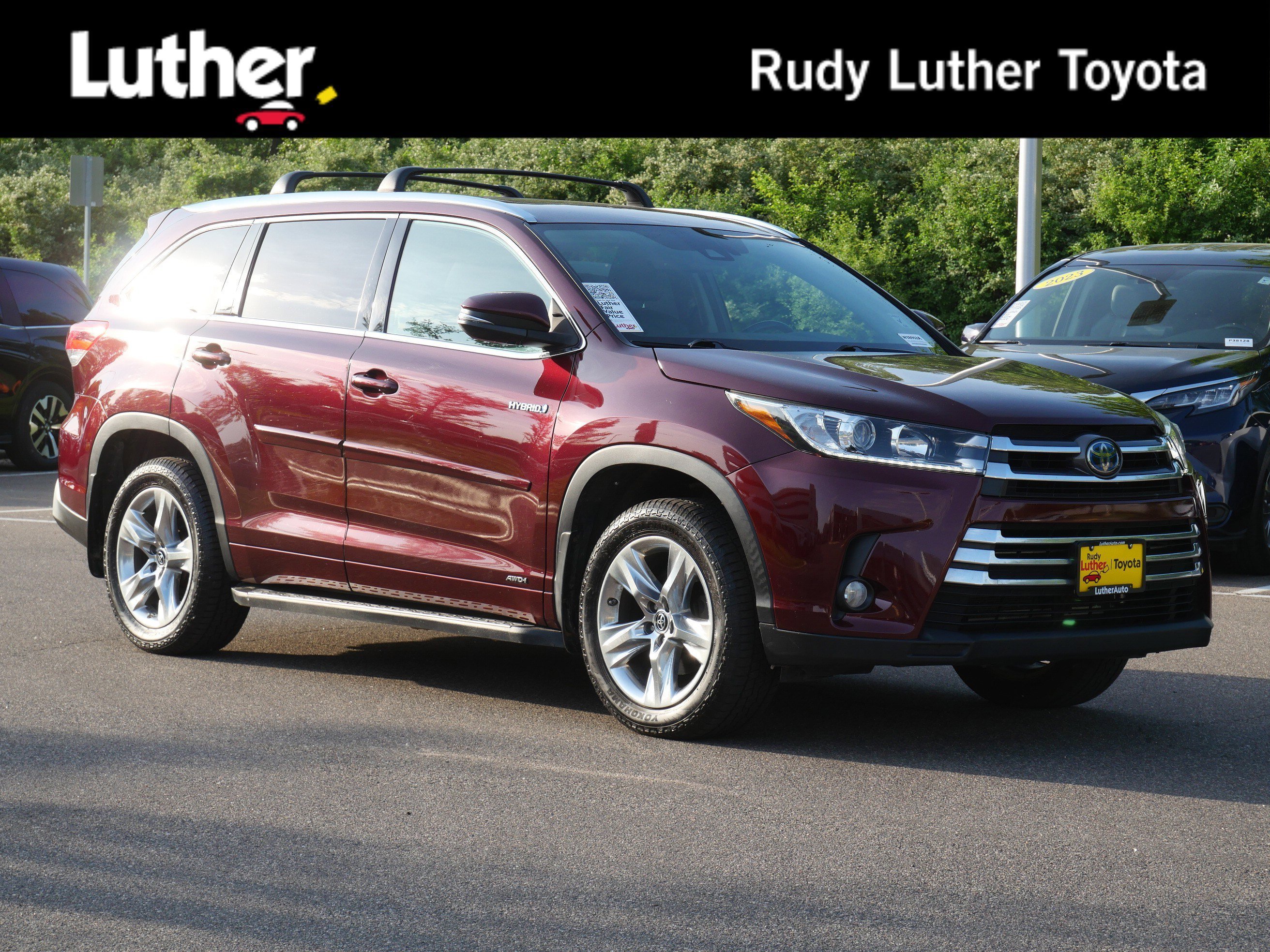 2017 Toyota Highlander Limited Hybrid 4x4's photo