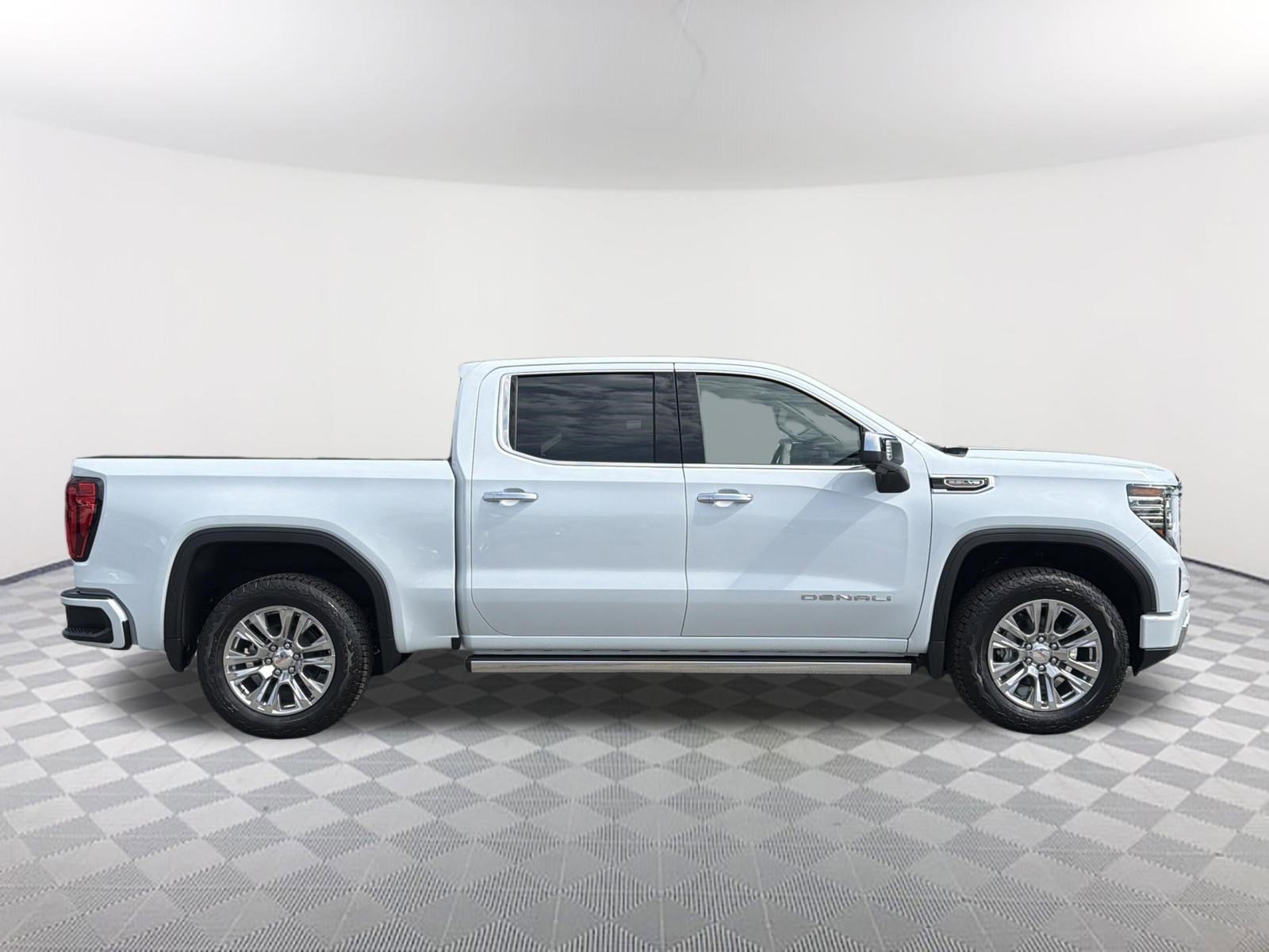 2026 GMC Sierra 1500 Denali - Photo 6