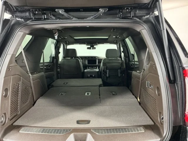 Used 2022 Black GMC Denali image 32