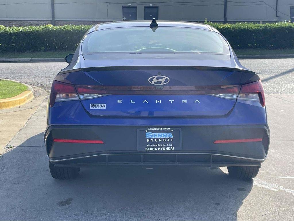 New 2025 Blue Hyundai SEL Sport image 29