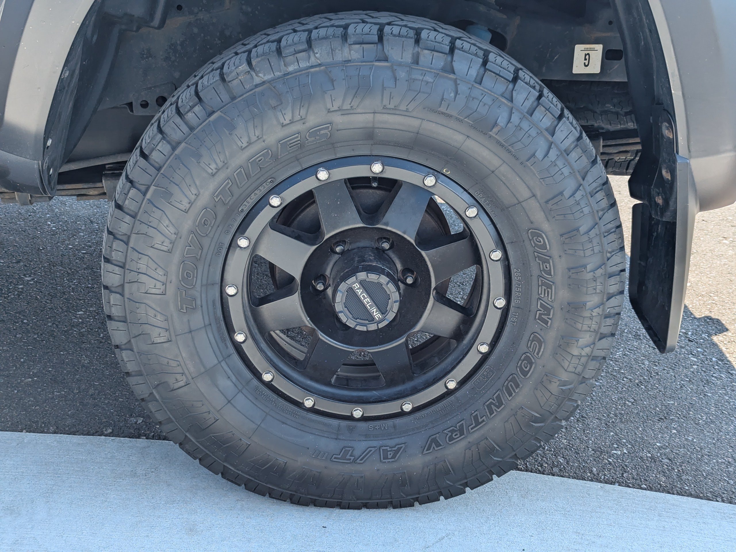 Used 2018  Toyota SR image 45