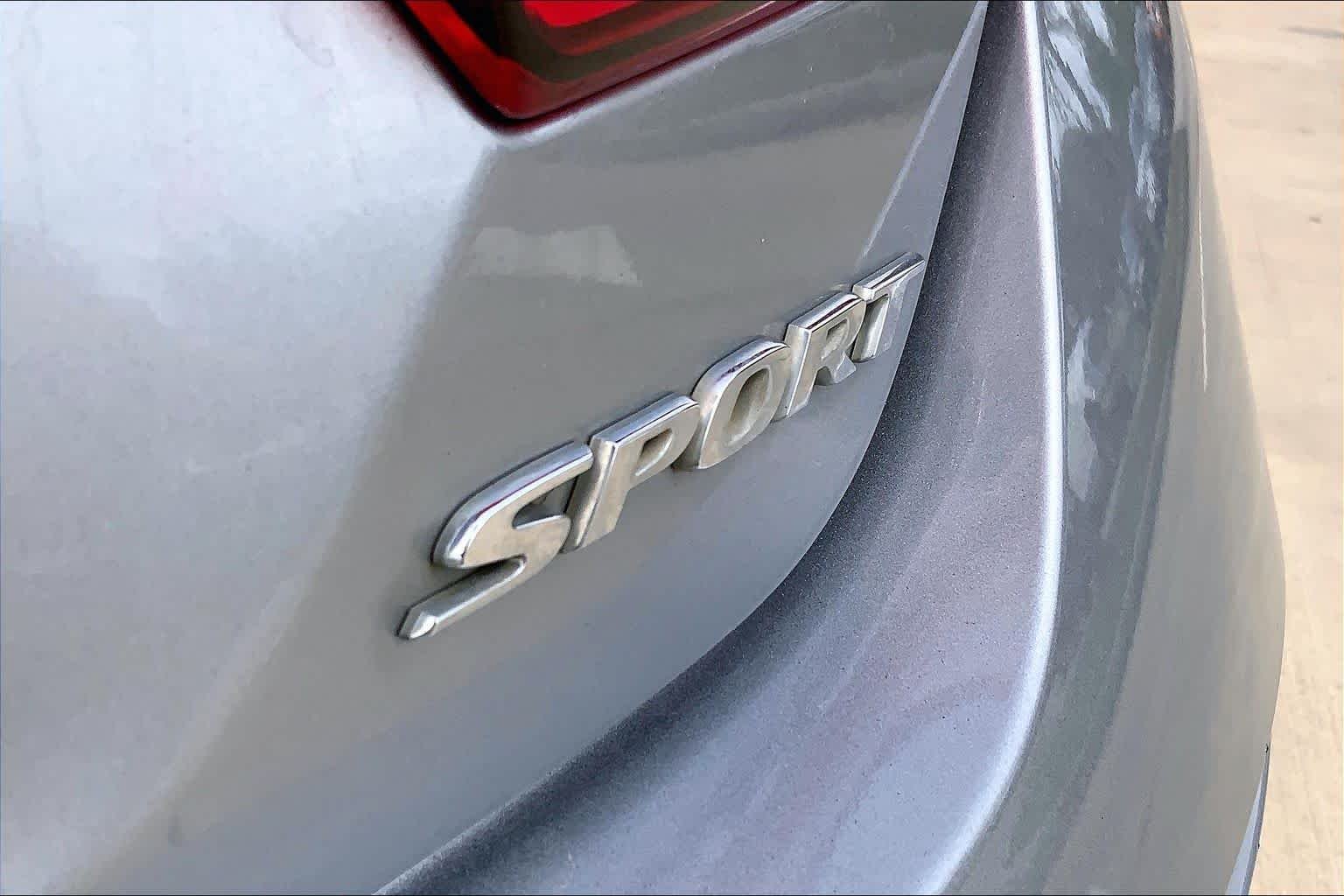 Used 2020 Lunar Silver Metallic Honda Sport image 10