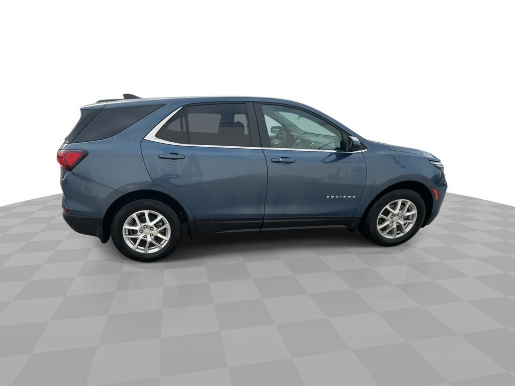 Used 2024 Blue Chevrolet LT image 9
