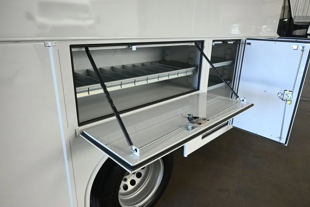 New 2025 Oxford White Ford Base image 31
