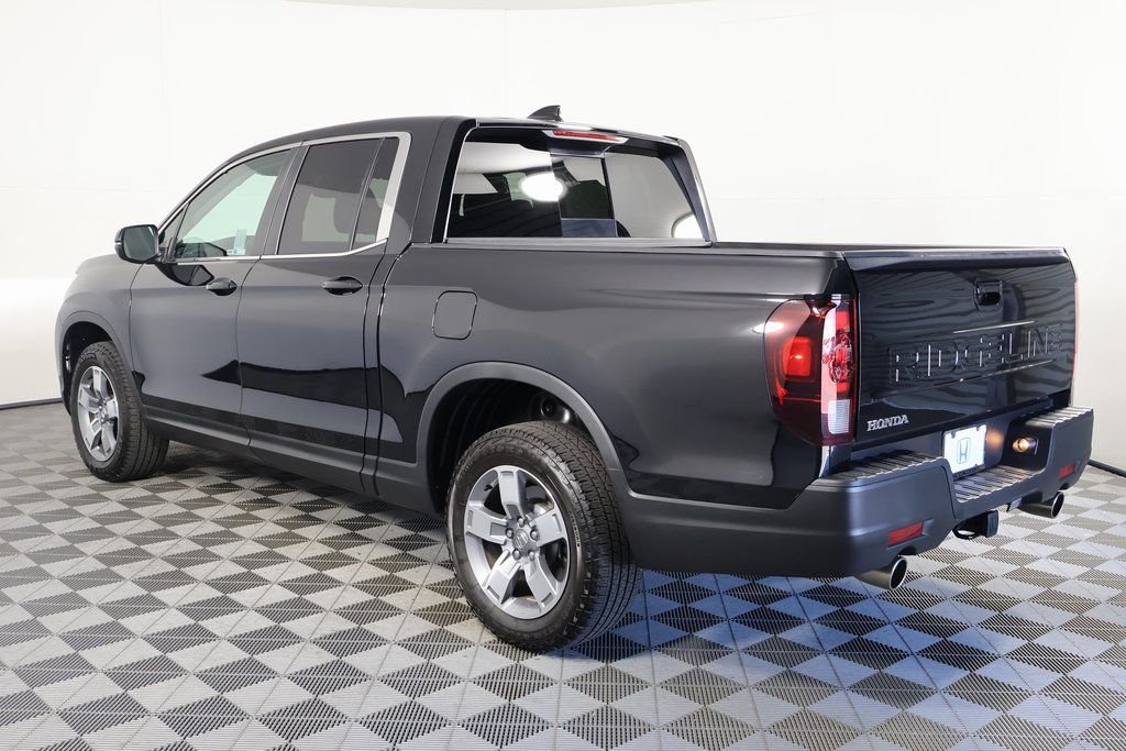 Used 2026 Crystal Black Pearl Honda RTL image 6