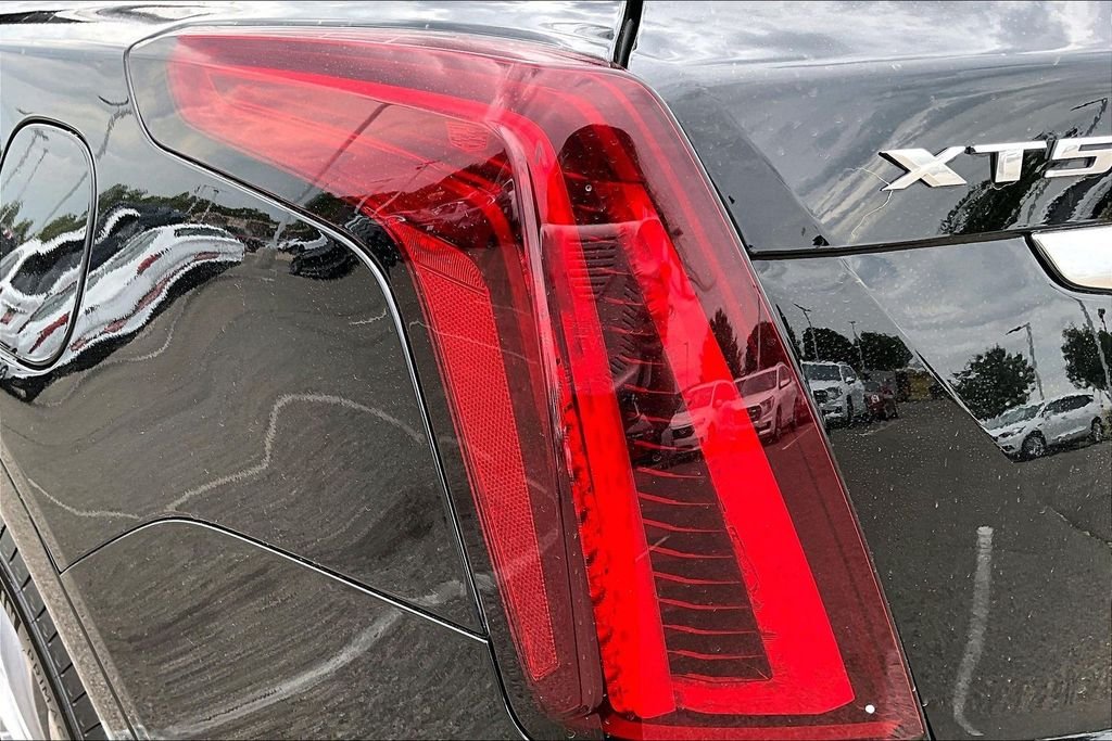 Used 2025 Black Cadillac Premium Luxury image 32