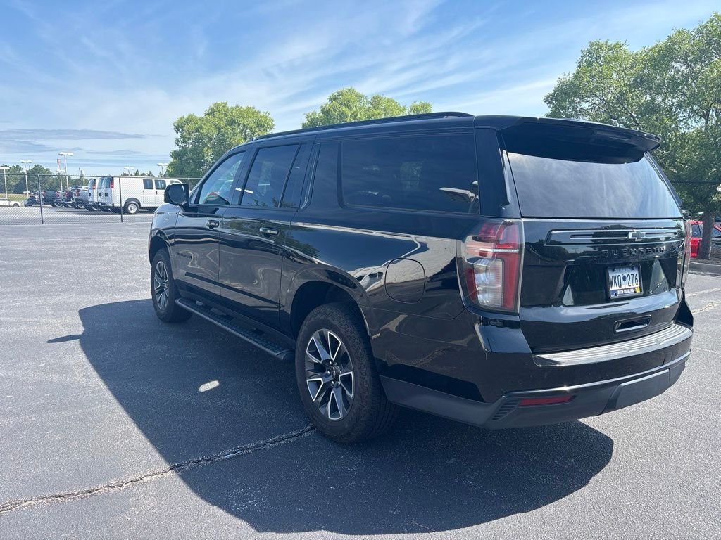 Used 2023 Black Chevrolet Z71 image 5