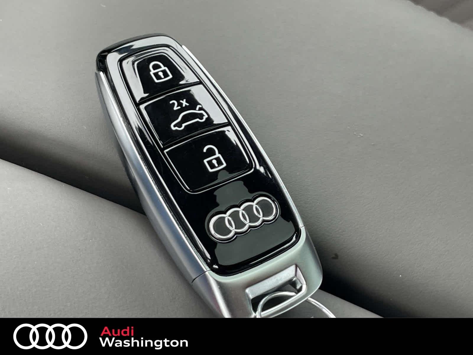 New 2027 0E0E/Black Audi  image 4