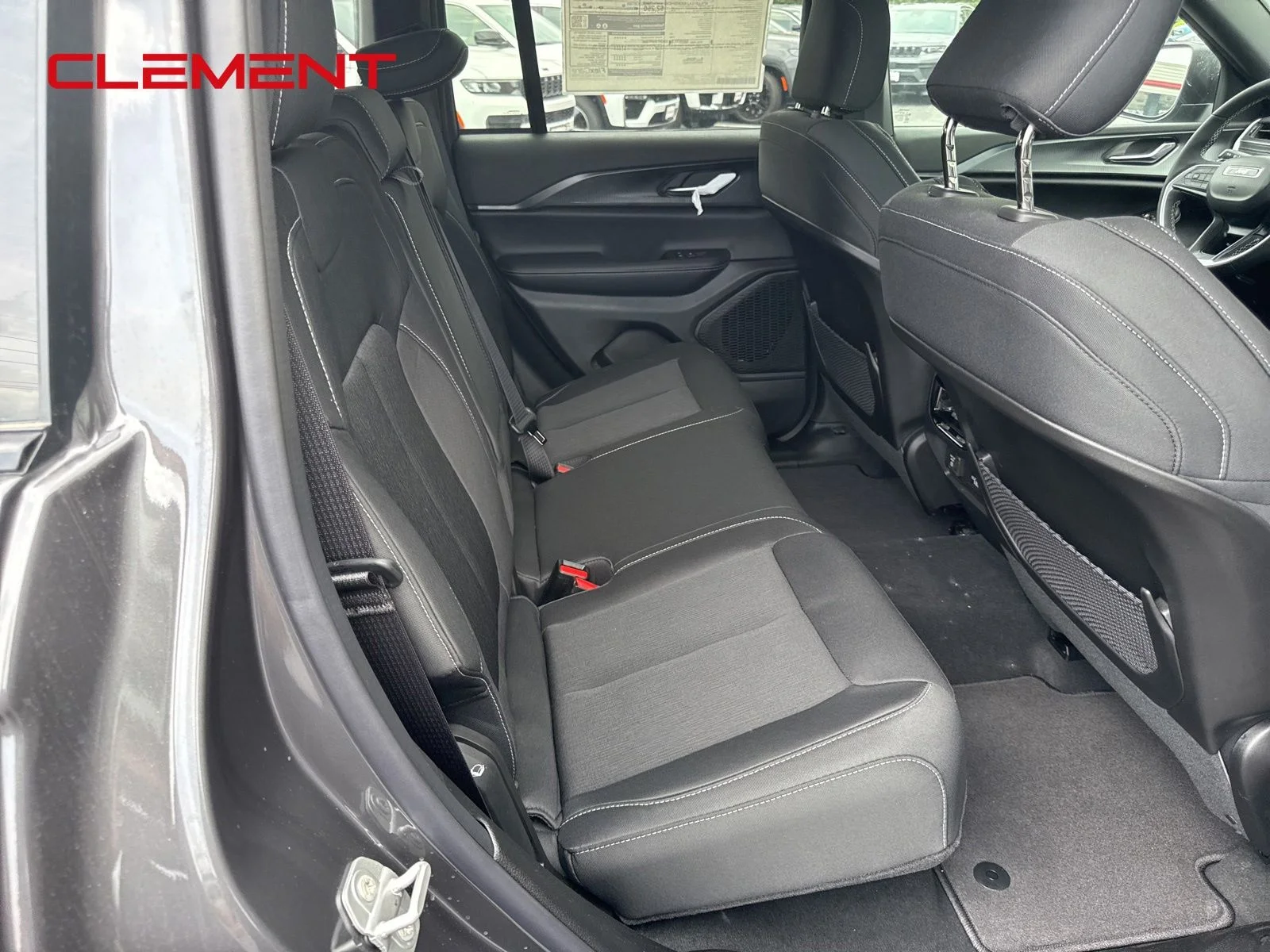 New 2026 Baltic Gray Metallic Clear-Coat Exterior Paint Jeep Laredo X image 12