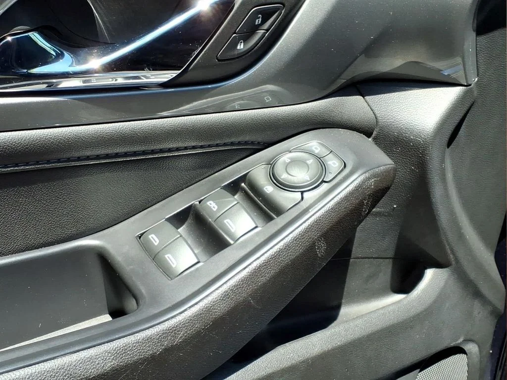 Used 2022 Blue Chevrolet LT image 20
