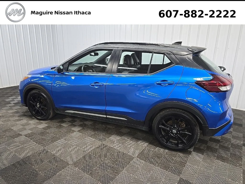 Used 2021 Blue Nissan SR image 5
