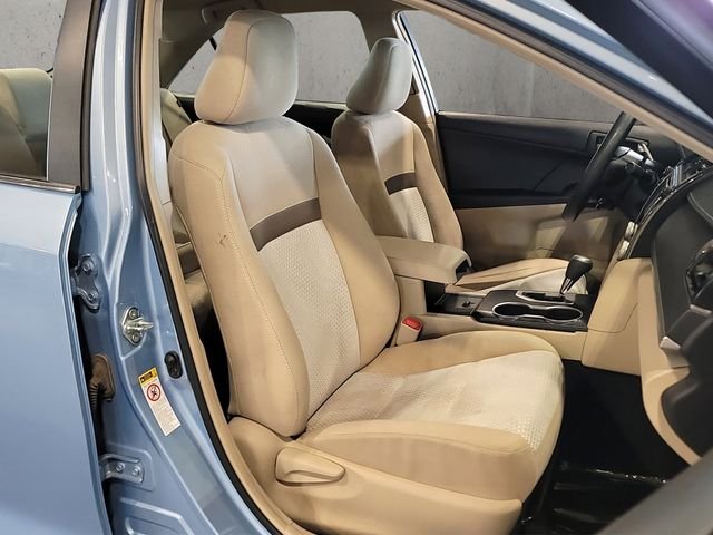 Used 2012 Clearwater Blue Toyota LE image 29