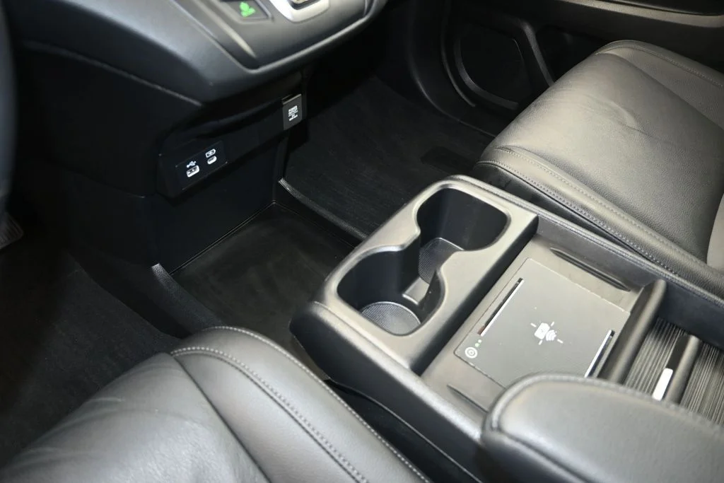 Certified Used 2025 White Honda EX-L image 23
