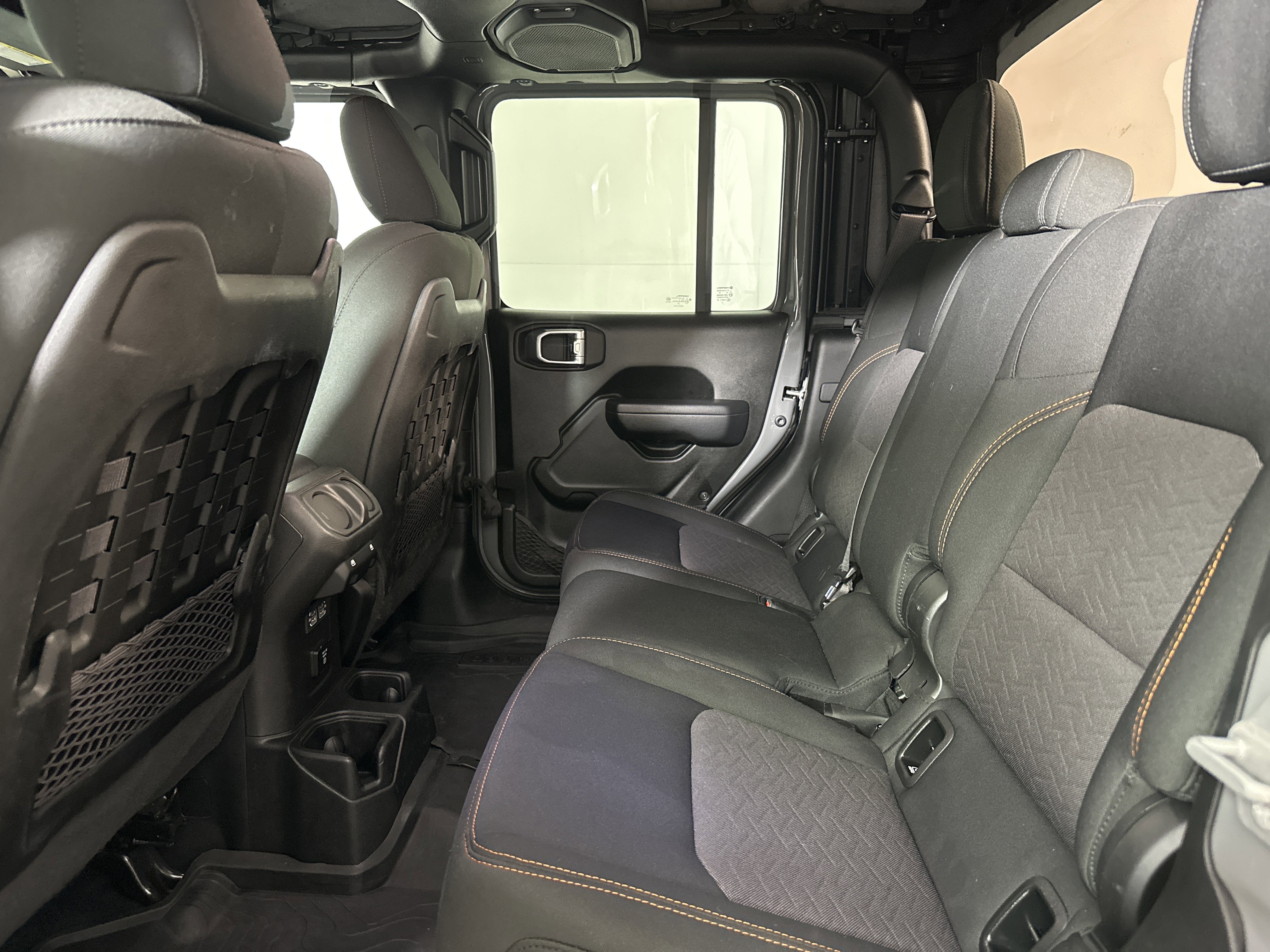 Used 2022 Sting-Gray Clearcoat Jeep Mojave image 24