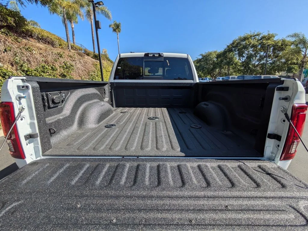 New 2026 Bright White Clear-Coat Exterior Paint RAM Laramie image 24