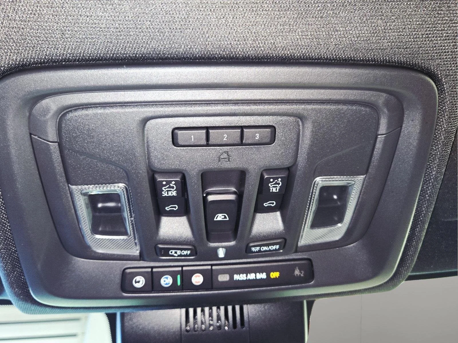 Certified Used 2024 Slate Gray Metallic Chevrolet ZR2 image 40