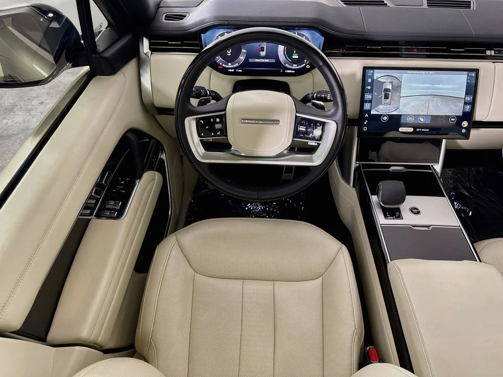 Used 2025 Gold Land Rover SE image 23