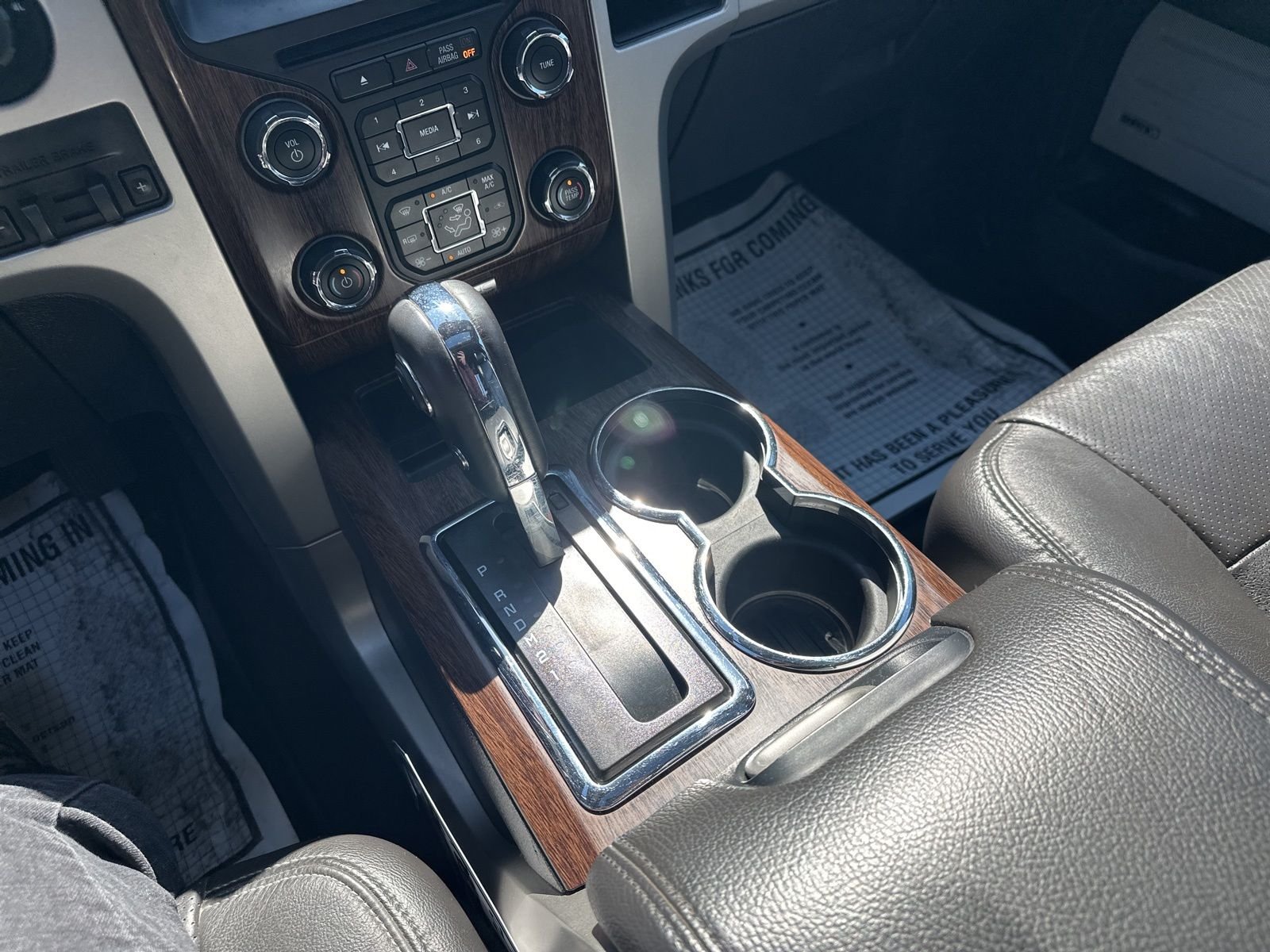 Used 2014 White Ford Lariat image 66