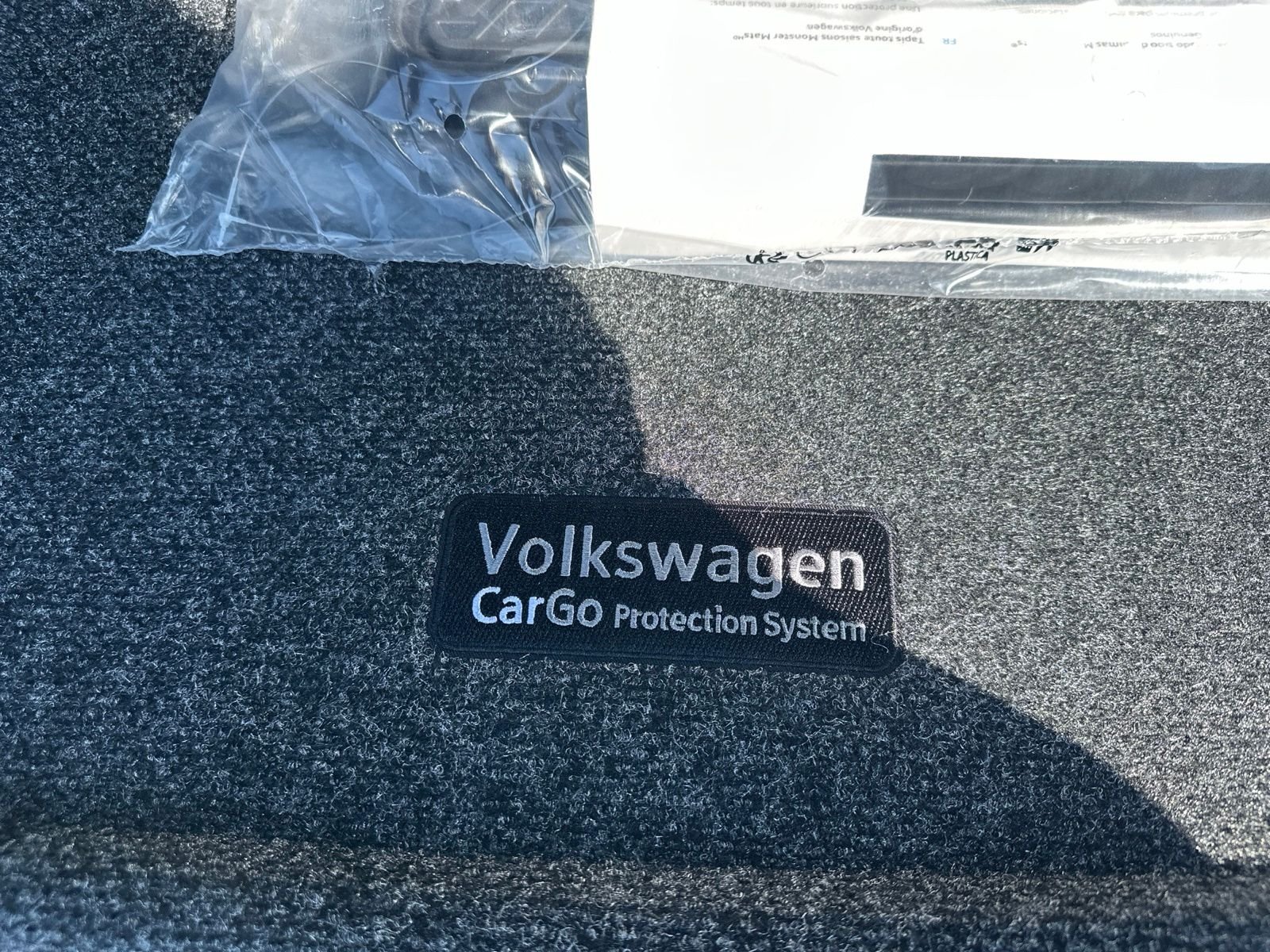 New 2026 White/off-white Volkswagen SE R-Line Black image 29