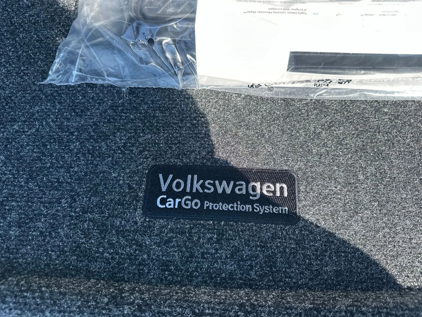 New 2026 White/off-white Volkswagen 2.0T SE R-Line Black image 29