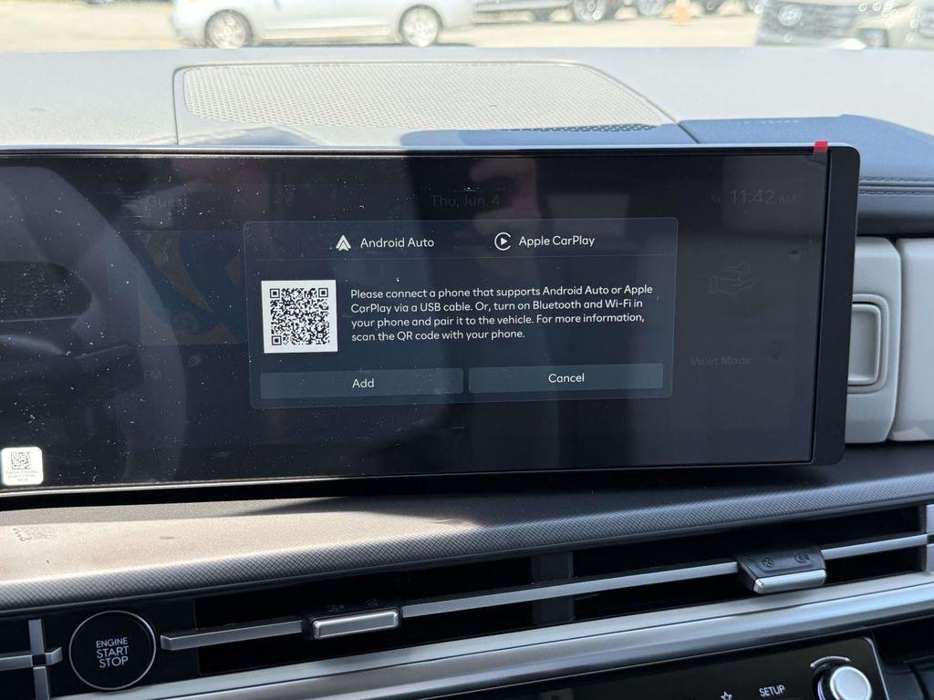 New 2026 White Hyundai SE image 3
