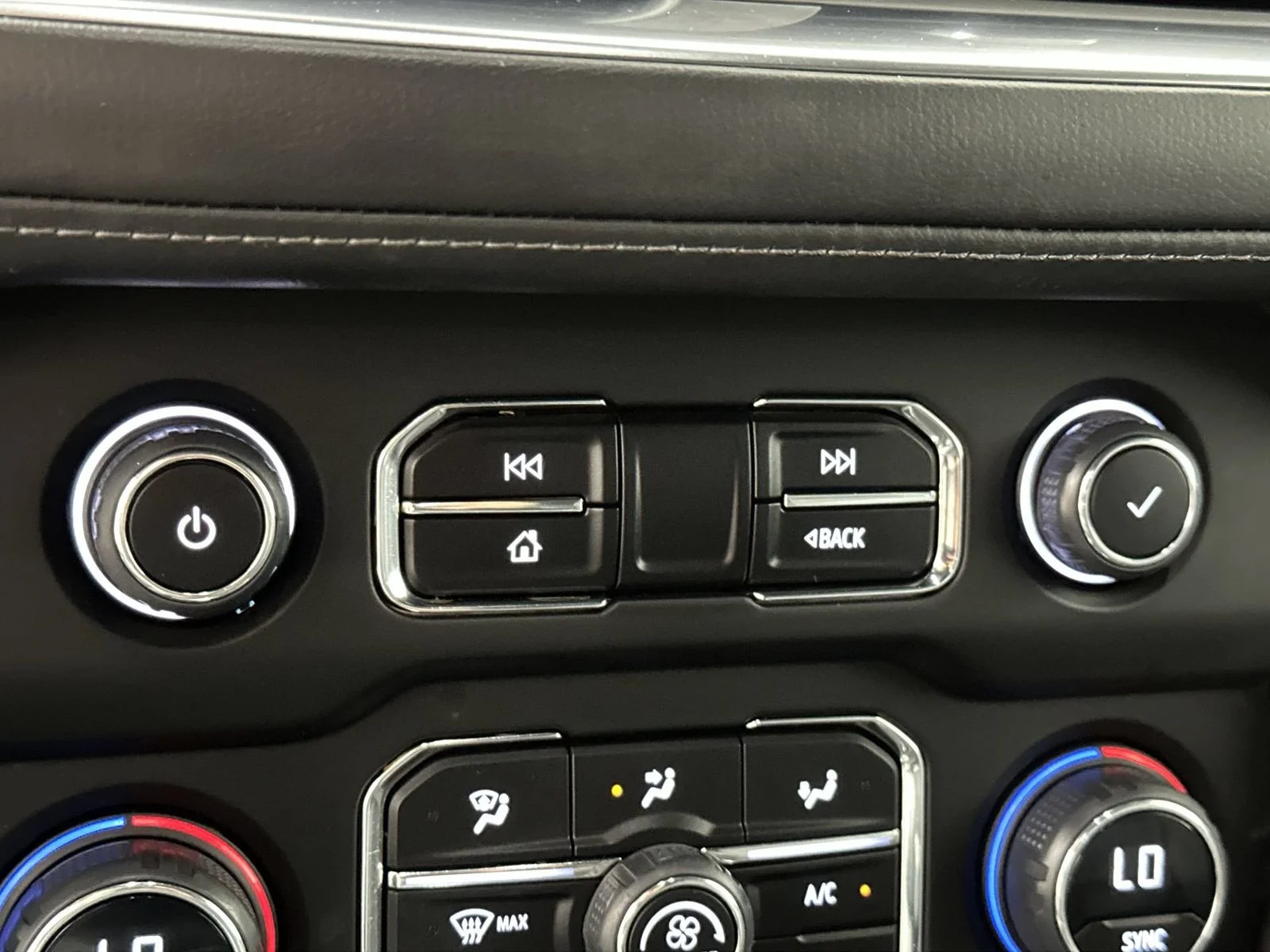 Used 2023 Black Chevrolet LT image 18