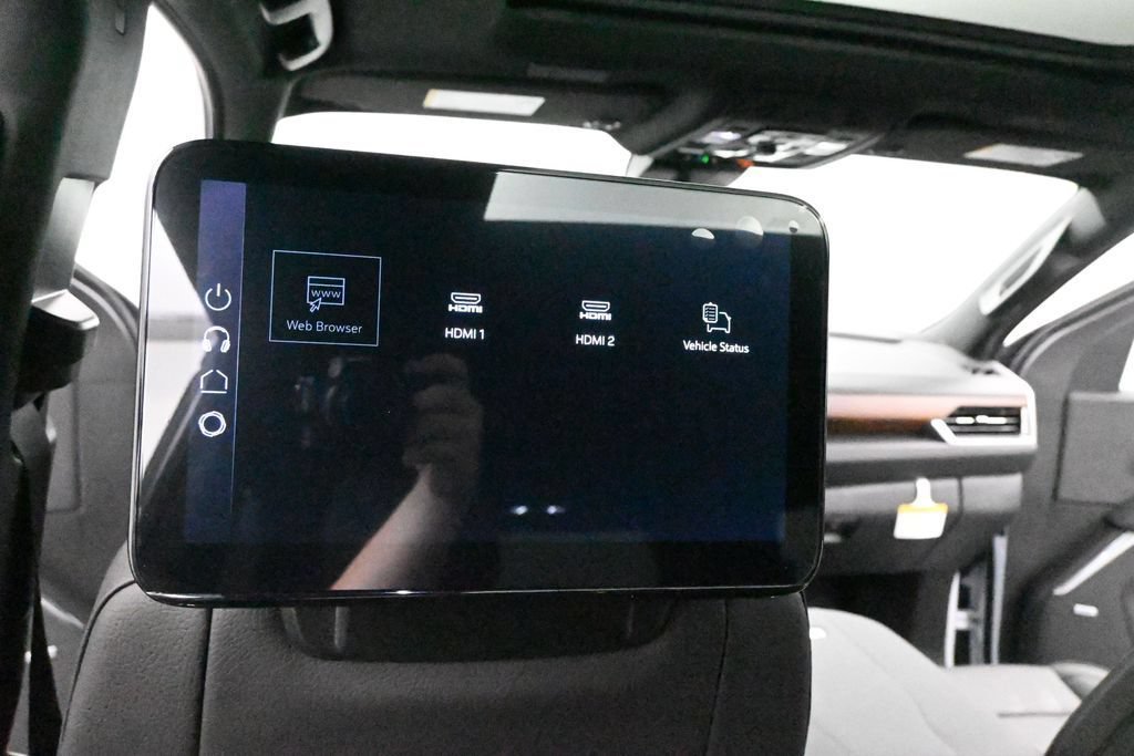 2026 GMC Yukon XL Denali - Photo 21