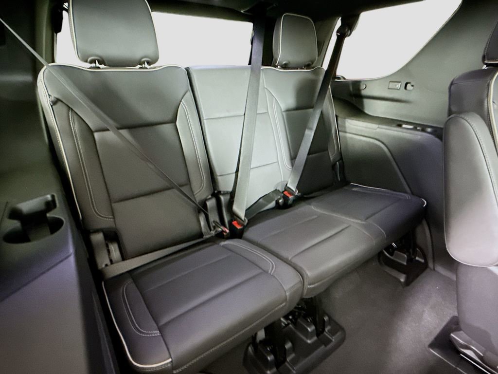 Used 2024 Sterling Gray Metallic Chevrolet Premier image 28
