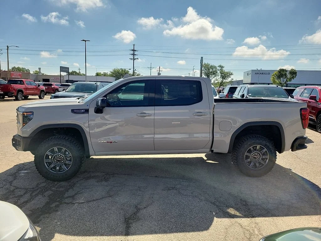 2026 GMC Sierra 1500 AT4X - Photo 6