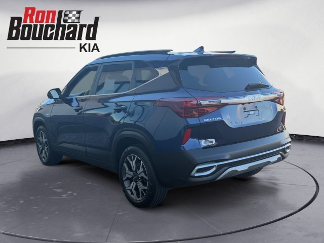 Used 2023 Blue Kia EX image 4