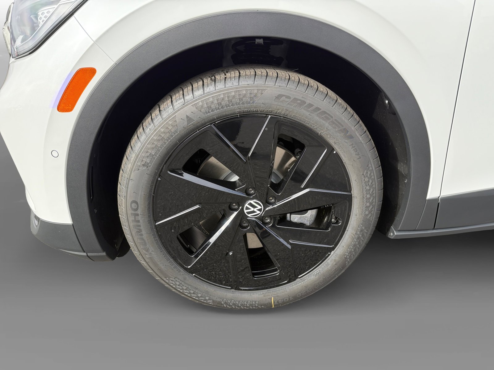 New 2026 Opal White Pearl Volkswagen Pro S image 9