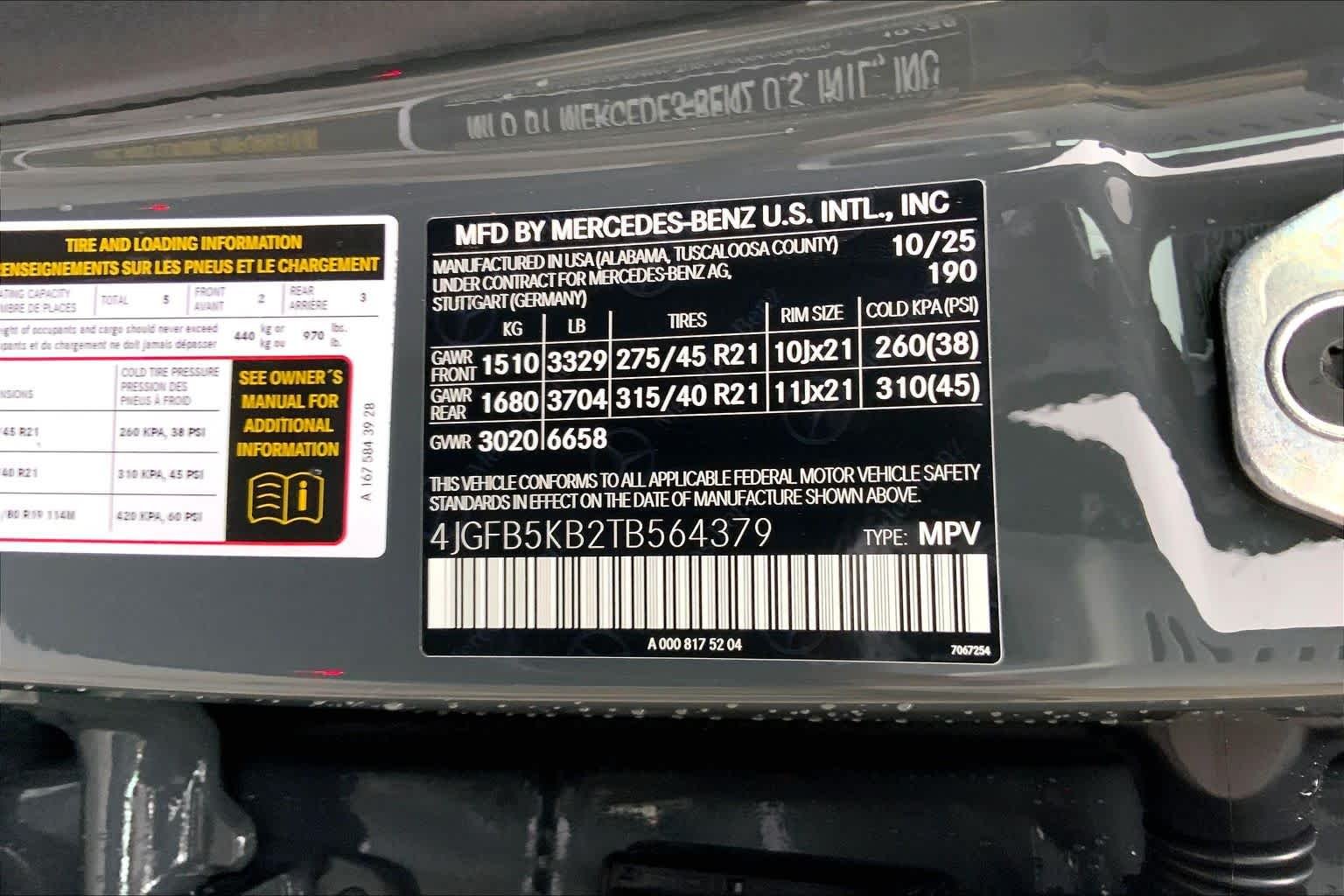 New 2026 MANUFAKTUR Silicon Grey Mercedes-Benz GLE 450 image 15