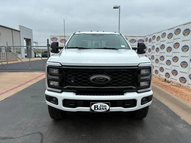 New 2026 Star White Metallic Tri-Coat Ford Lariat image 3