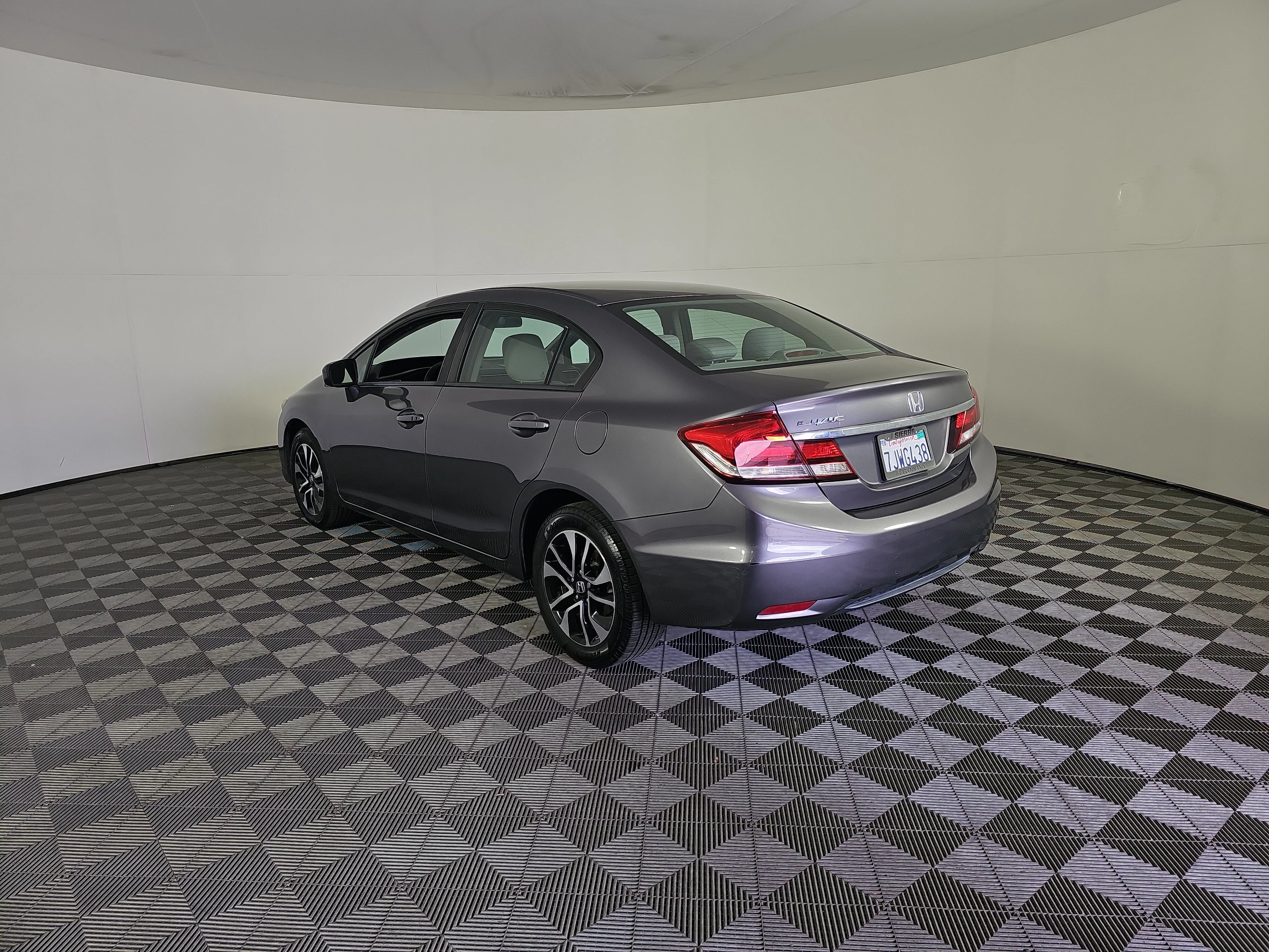 Used 2015 Modern Steel Metallic Honda EX image 5