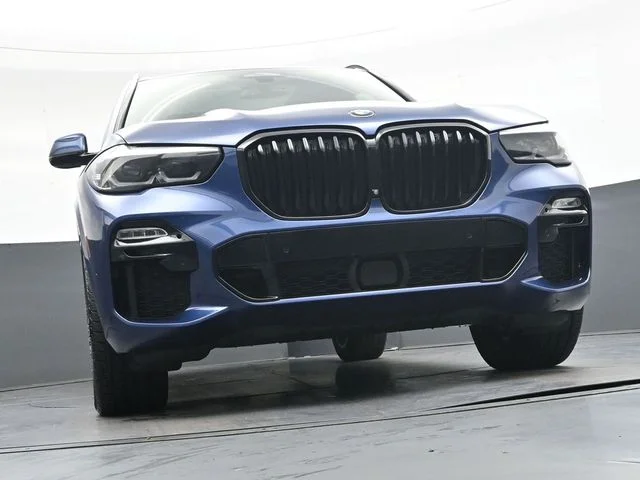 Used 2021 Blue BMW xDrive40i image 45