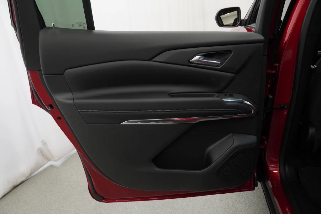 New 2027 Radiant Red Tintcoat Chevrolet LT image 25