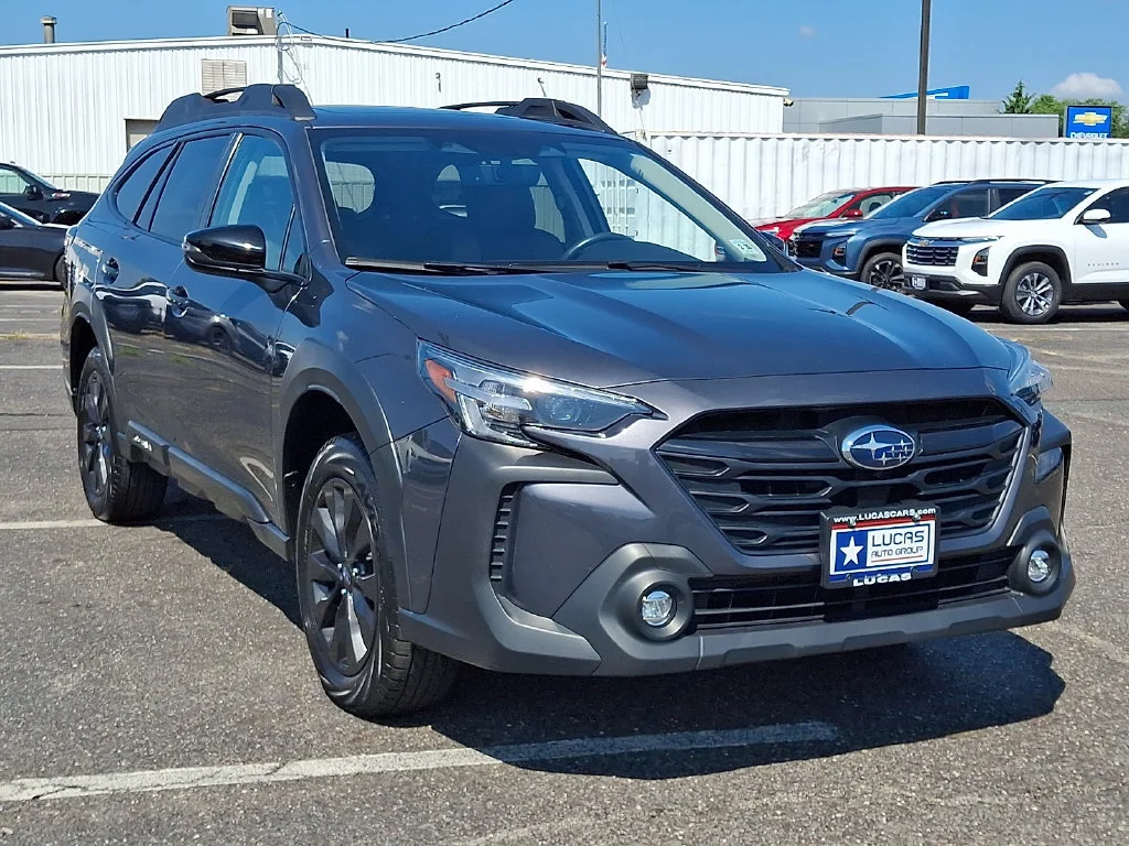 Used 2023  Subaru Onyx Edition XT image 2