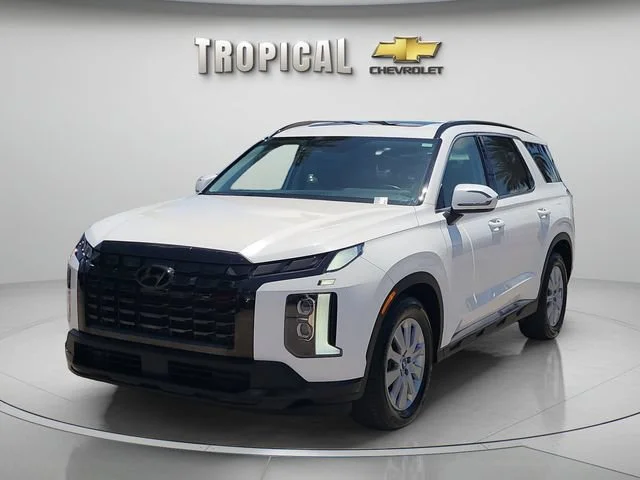 Used 2024 White Hyundai XRT image 1