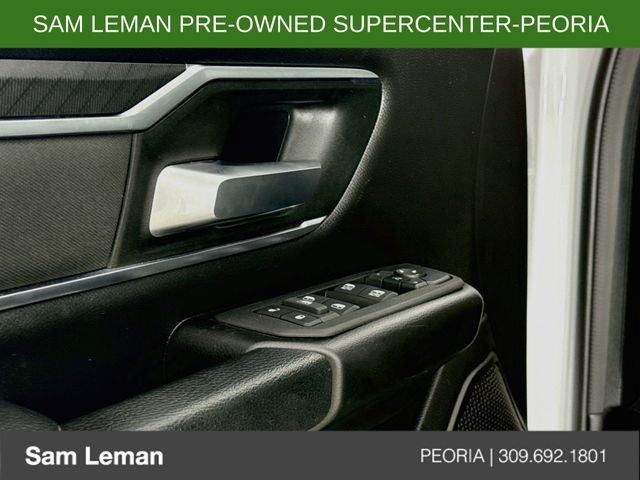 Used 2025 White Ram Big Horn/Lone Star image 18